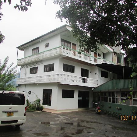 באדולה Weligama Holiday Inn מראה חיצוני תמונה